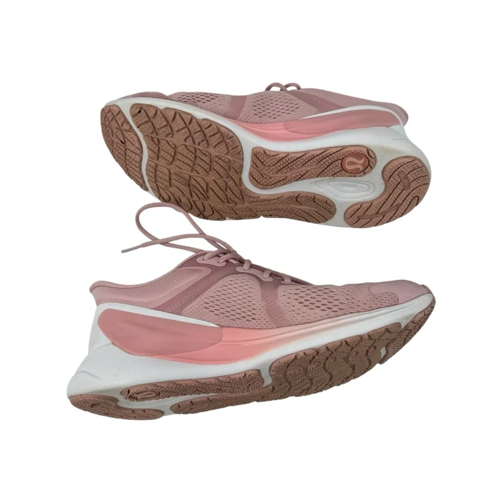 Lululemon Women’s Blissful Running Shoe Mink Berry Pink SZ 8